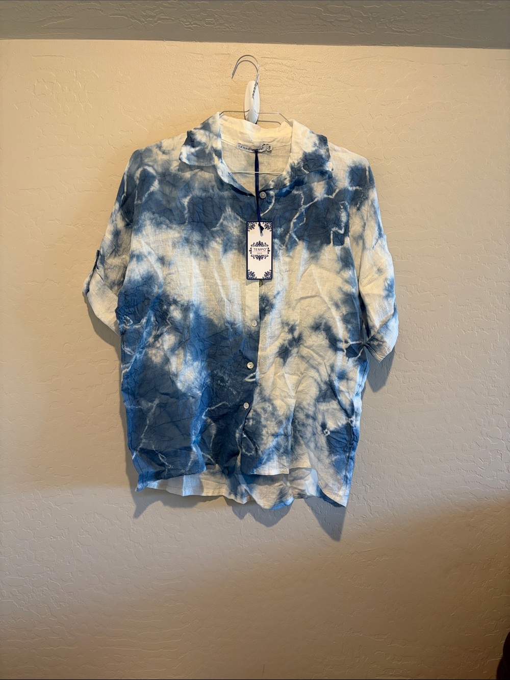 Tempo Paris Blue & White Tie-Dye Short Sleeve Button-Down Shirt